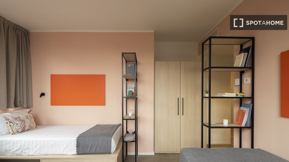 Double room Turin, 2 beds — photo 3