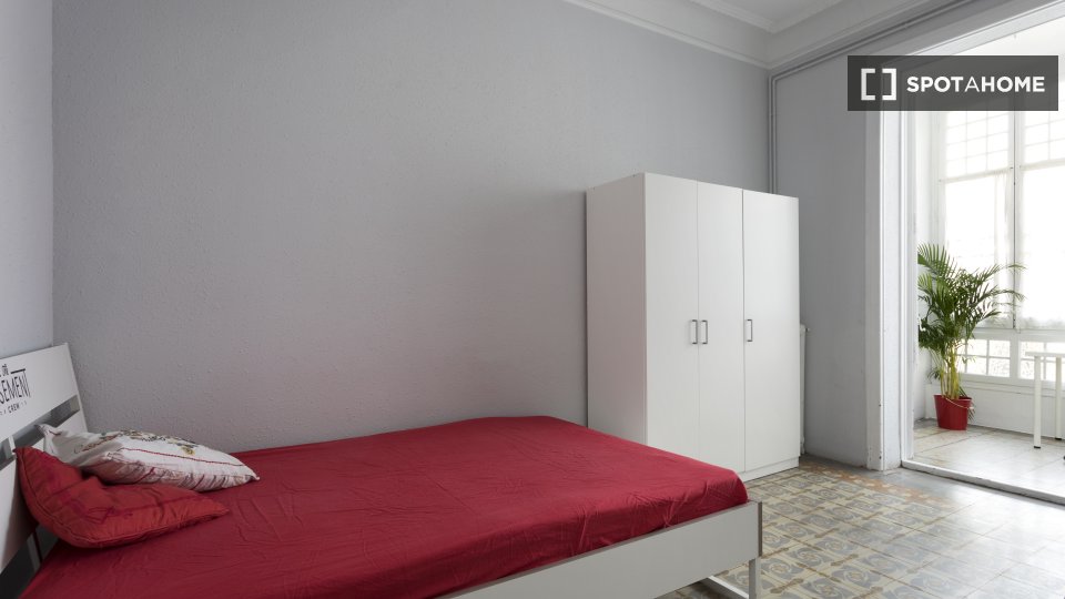 Double room Barcelona, 5 beds, 100m² — photo 19