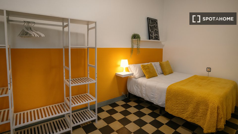Double room Granada, 6 beds, 160m² — photo 34