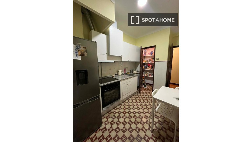 Double room Porto, 5 beds, 120m² — photo 17