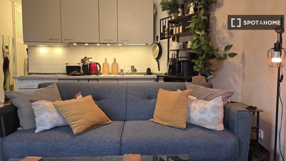 Apartment Berlin, 1 bed, 54m² — photo 2
