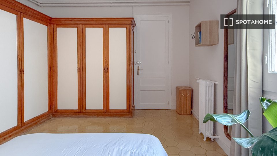 Double room Barcelona, 8 beds, 250m² — photo 38