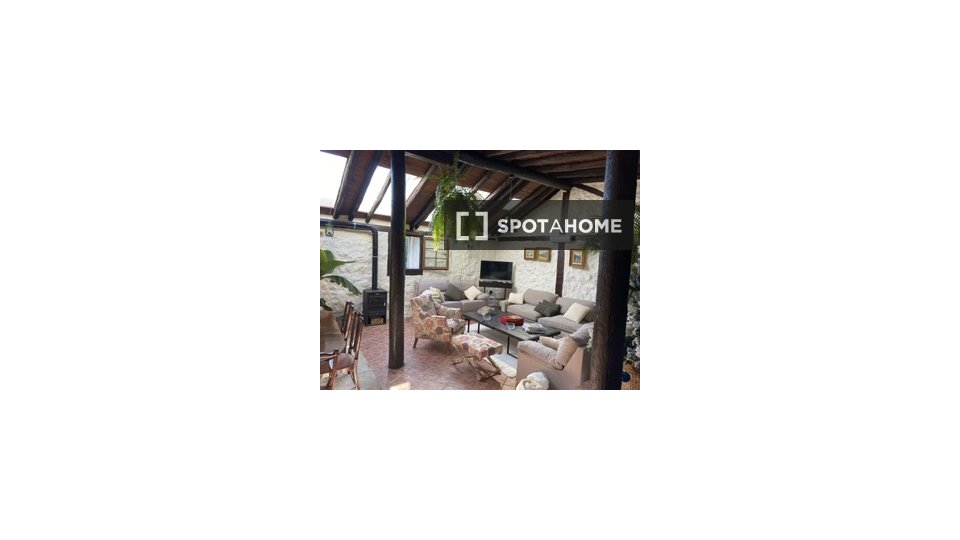 Apartment Santa_Cruz_De_Tenerife, 3 beds, 280m² — photo 1