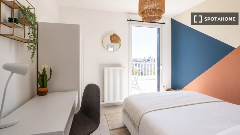 Double room Lyon, 5 beds — photo 28