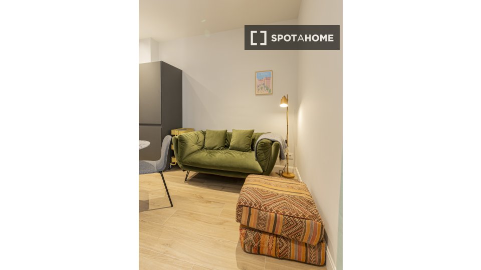 Apartment Madrid, 2 beds — photo 2