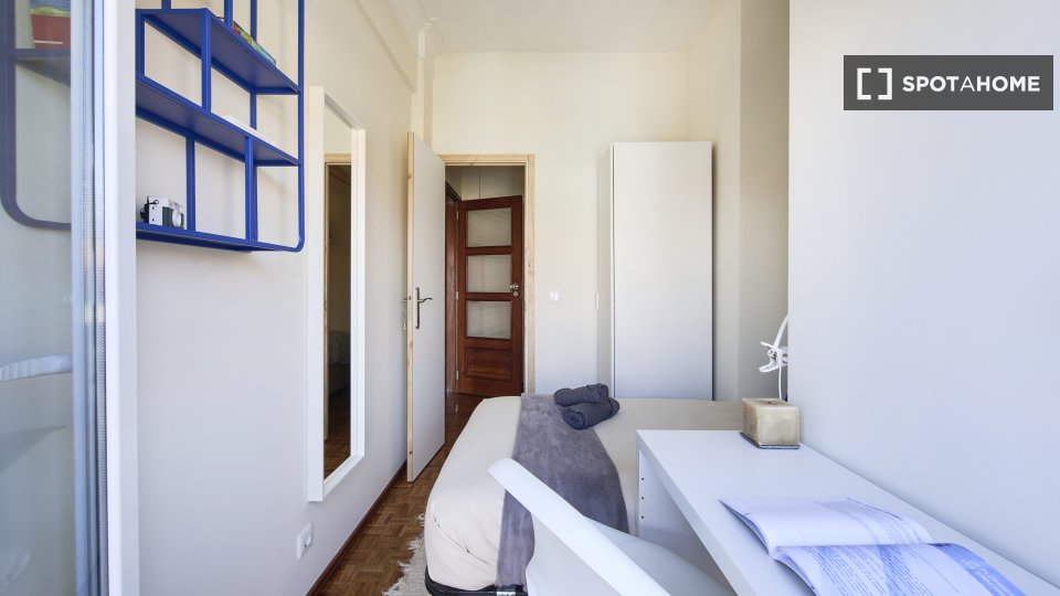 Double room Lisbon, 10 beds — photo 10