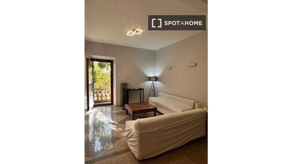 Apartment Rome, 1 bed, 75m² — photo 3