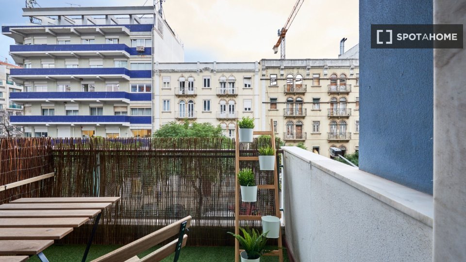 Double room Lisbon, 10 beds — photo 24