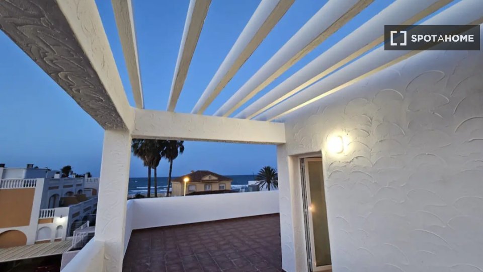 Apartment Valencia, 3 beds, 300m² — photo 1