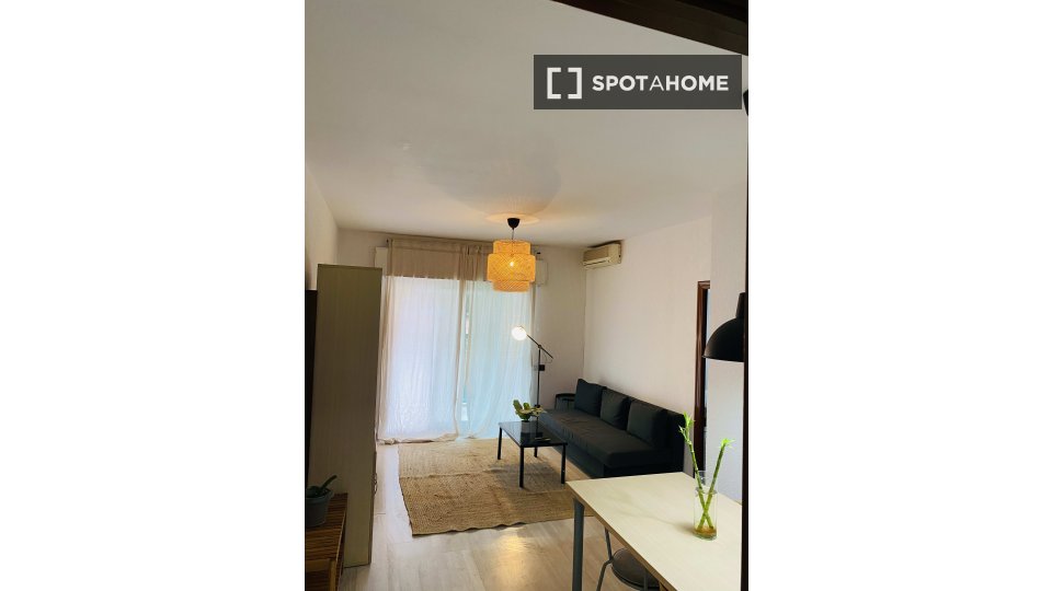 Apartment Barcelona, 3 beds, 90m² — photo 12