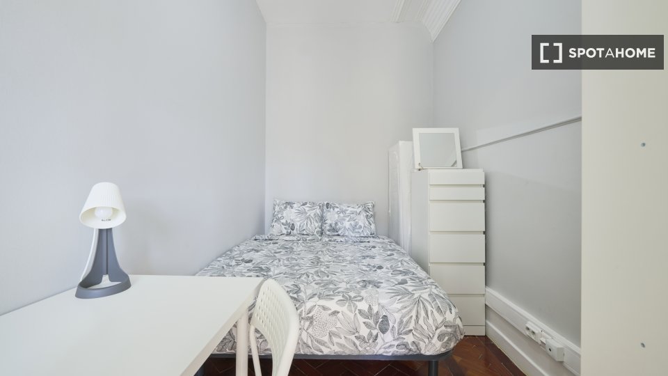 Double room Lisbon, 16 beds — photo 4