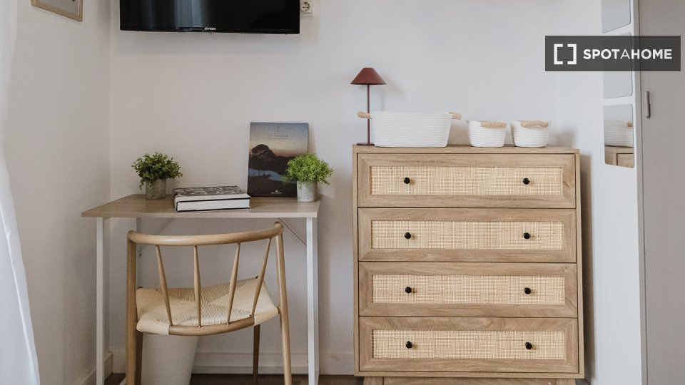 Double room Barcelona, 8 beds, 220m² — photo 68