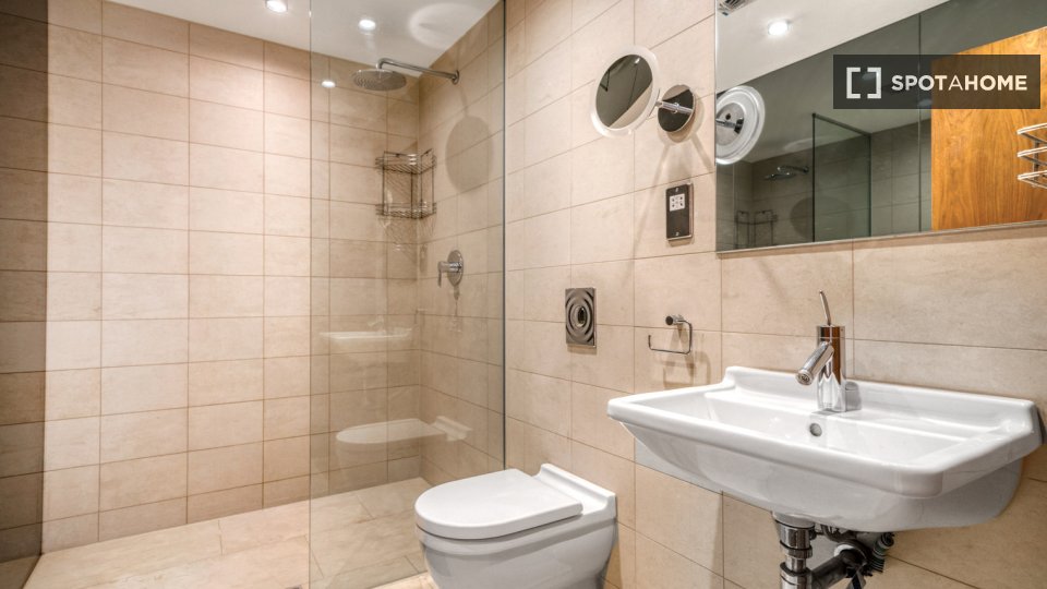Apartment London, 2 beds, 75m² — photo 6