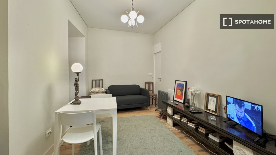 Apartment mono Lisbon, 30m² — photo 6