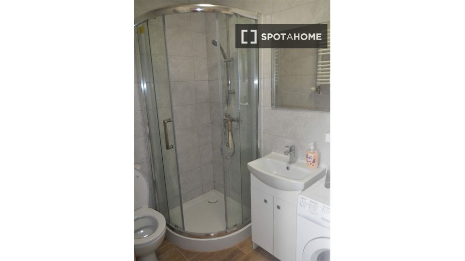 Double room Warsaw, 5 beds, 8m² — photo 8
