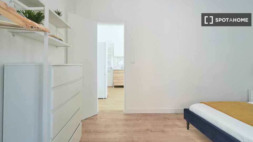 Double room Lisbon, 7 beds — photo 14
