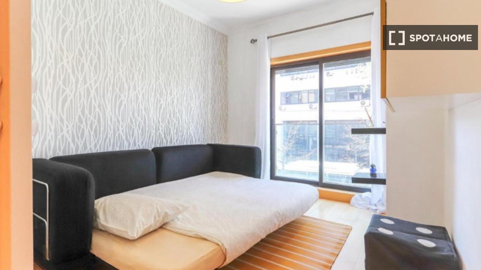 Apartment Lisbon, 1 bed, 65m² — photo 8