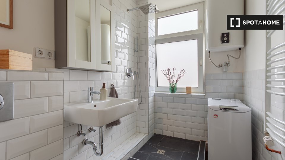 Apartment Berlin, 1 bed, 44m² — photo 17