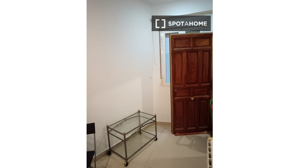 Apartment Madrid, 1 bed — photo 18