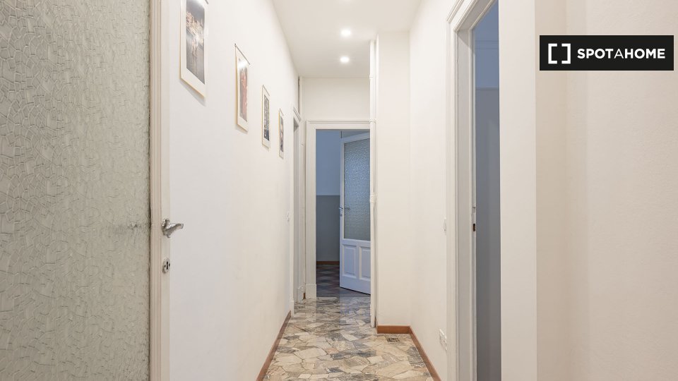 Double room Milan, 4 beds, 90m² — photo 15