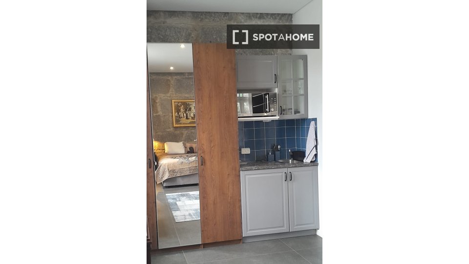 Double room Porto, 3 beds, 300m² — photo 17