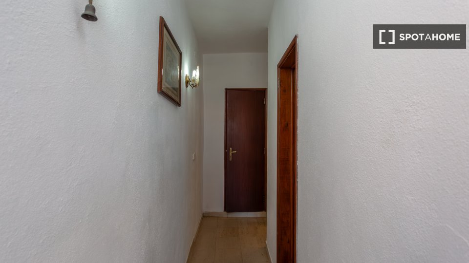Apartment Lisbon, 2 beds — photo 15