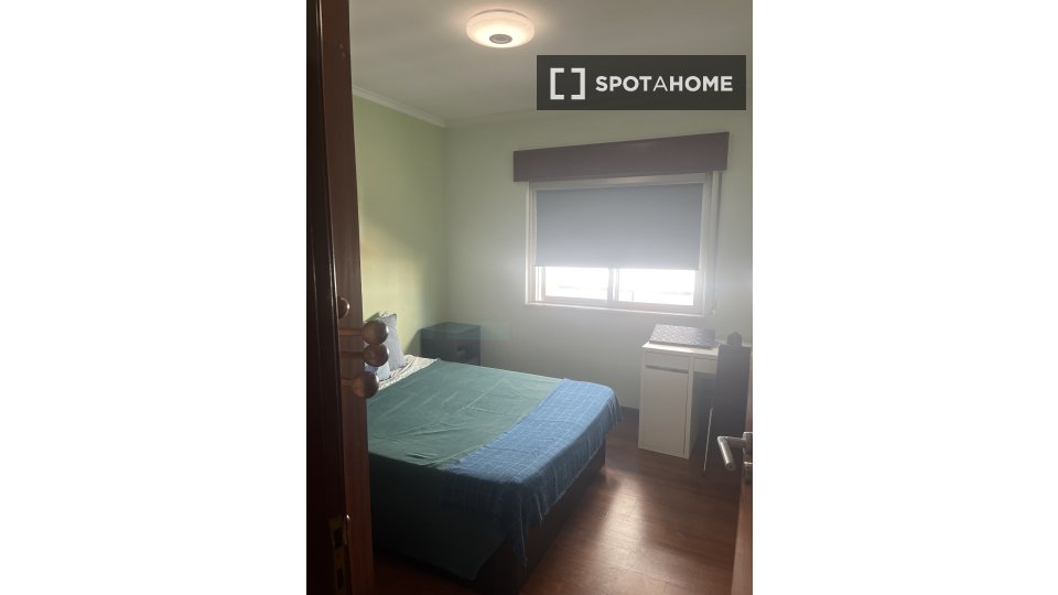 Double room Lisbon, 4 beds, 150m² — photo 24