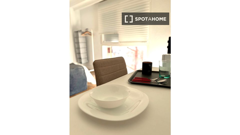 Double room Madrid, 8 beds, 160m² — photo 41