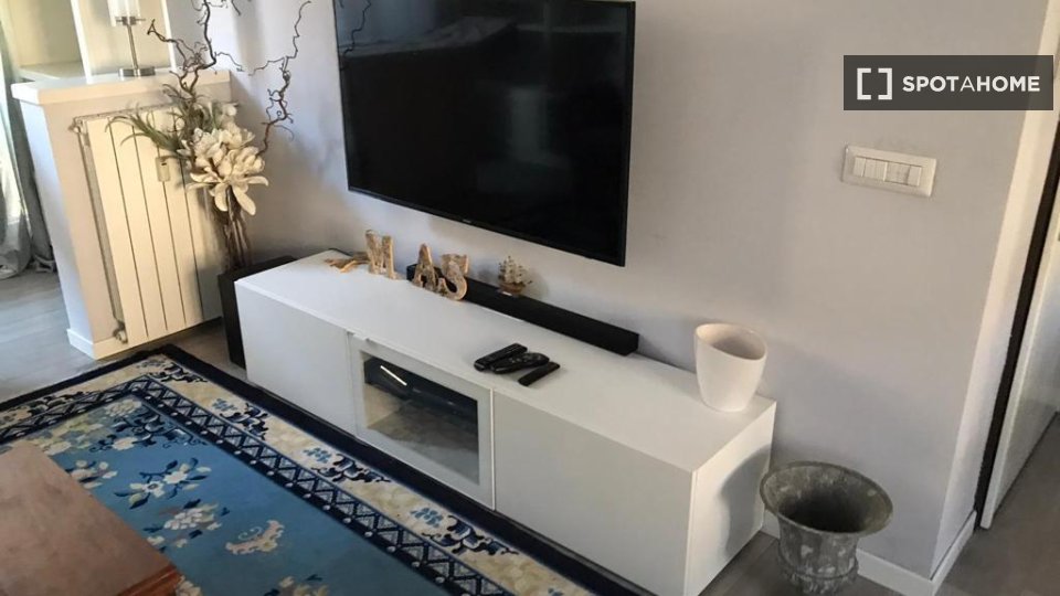 Apartment Milan, 1 bed, 70m² — photo 9