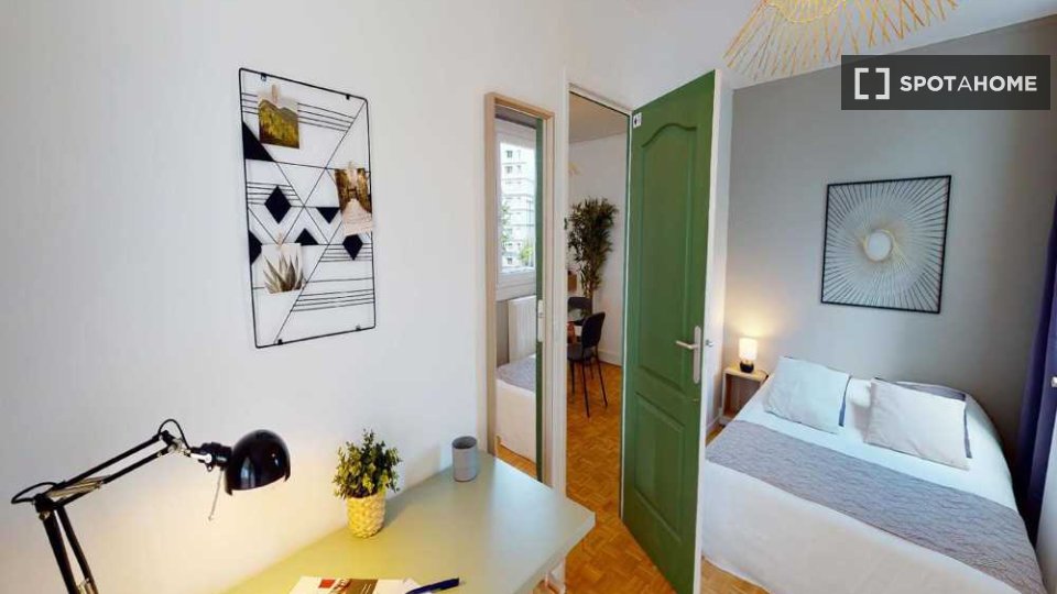 Double room Paris, 4 beds, 90m² — photo 8