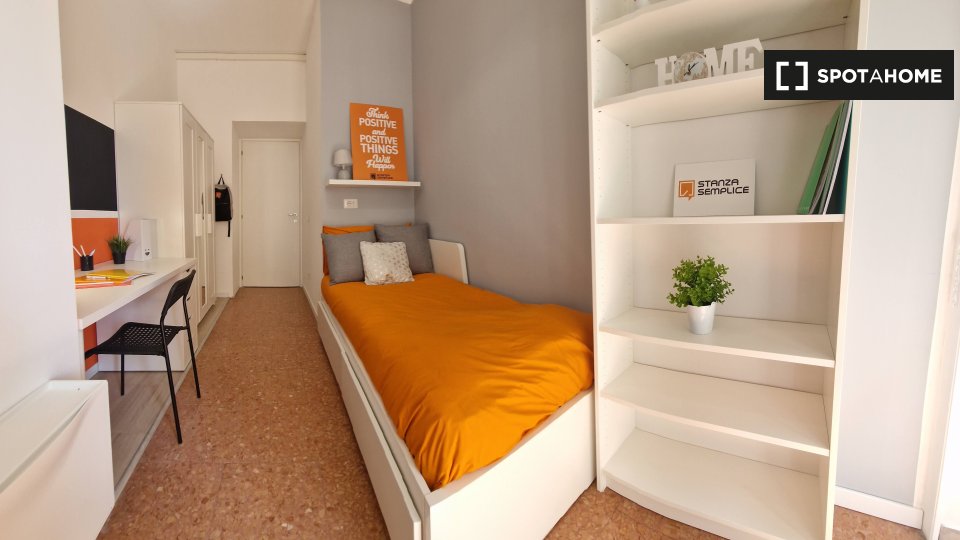 Double room Rome, 6 beds — photo 9