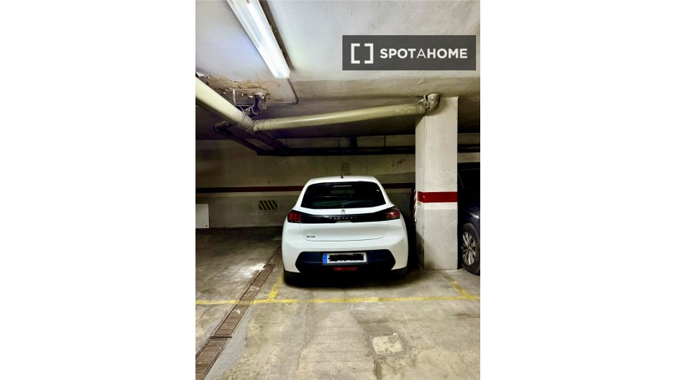 Apartment Valencia, 2 beds, 121m² — photo 4