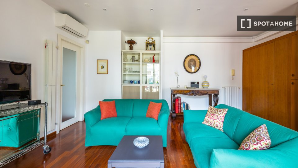 Apartment Naples, 2 beds — photo 17