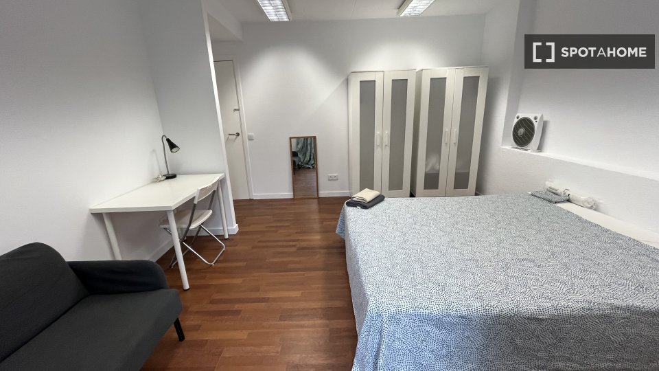 Habitación doble Barcelona, 13 habitaciones, 290m² — foto 5