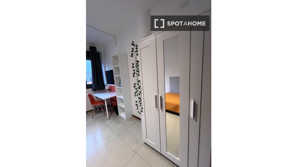 Double room Trento, 13 beds — photo 10