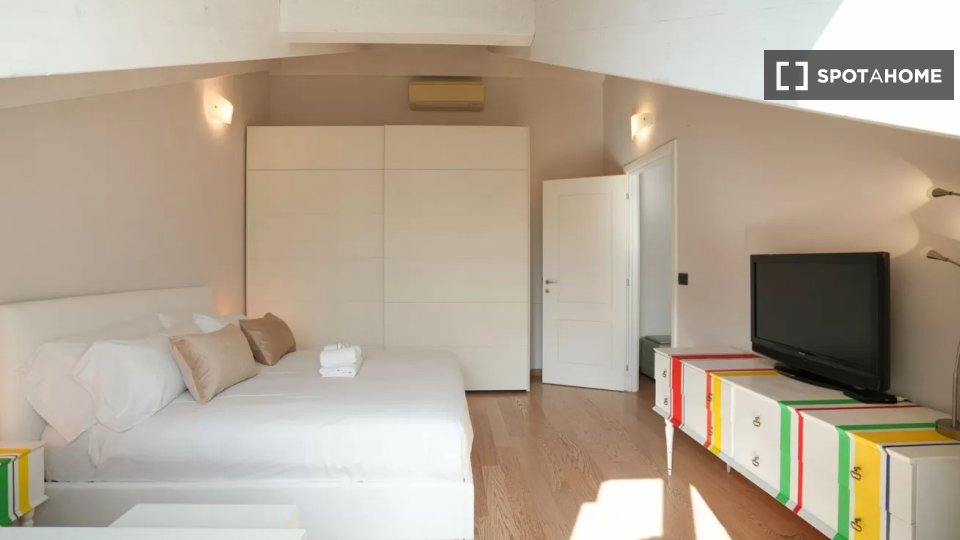 Apartment Turin, 1 bed — photo 17