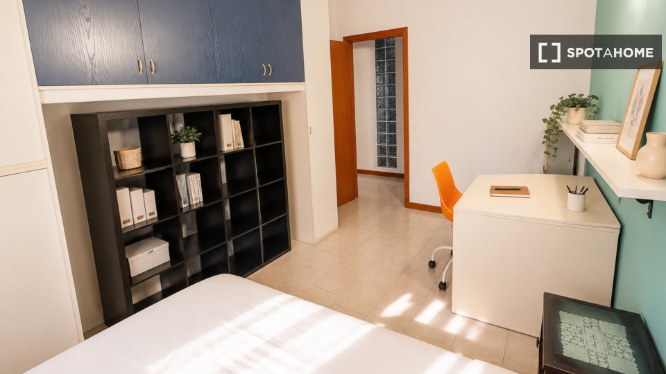 Double room Milan, 3 beds, 95m² — photo 7