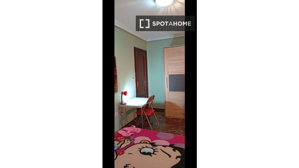 Double room Jaen, 2 beds, 89m² — photo 40