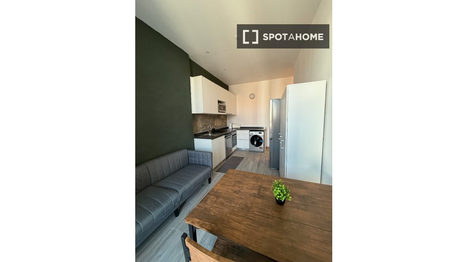 Double room Porto, 3 beds — photo 12