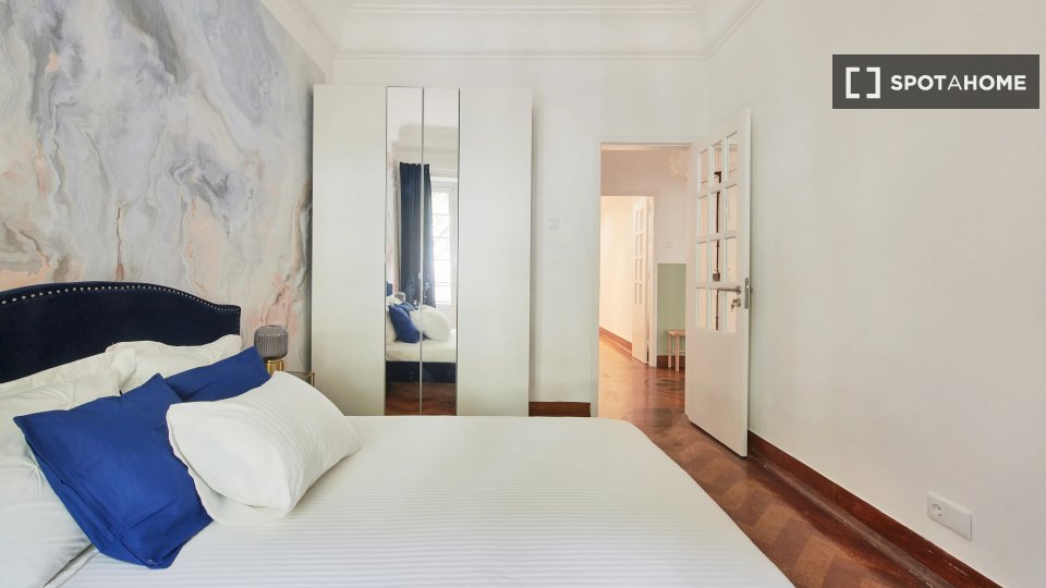 Double room Lisbon, 7 beds — photo 4