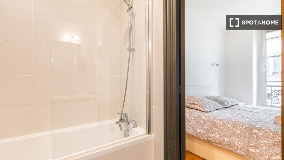 Apartment Paris, 3 beds — photo 15
