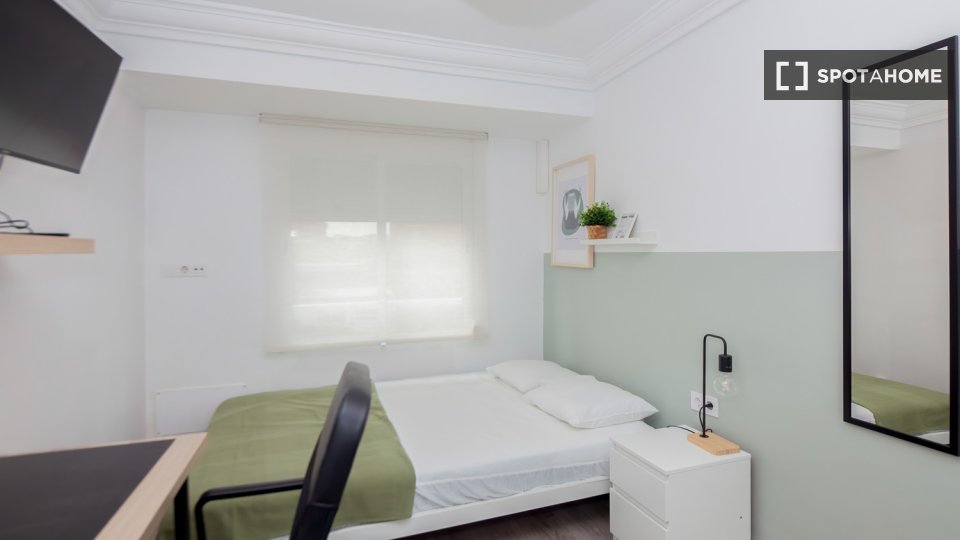 Habitación en piso compartido, Cabanyal-Canyamelar