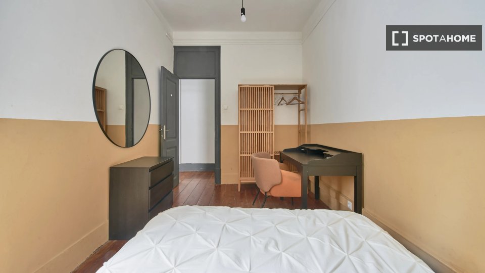 Double room Lisbon, 6 beds — photo 5