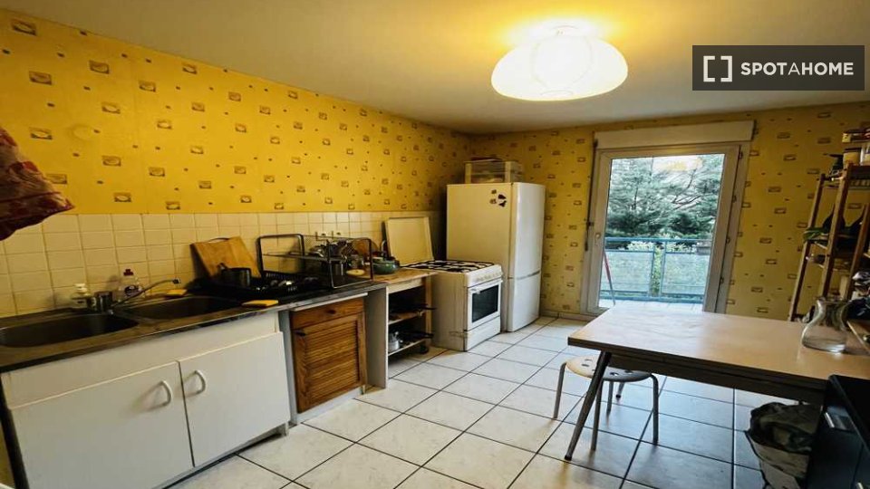 Double room Lyon, 4 beds, 90m² — photo 6