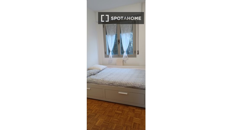 Double room Milan, 3 beds — photo 8