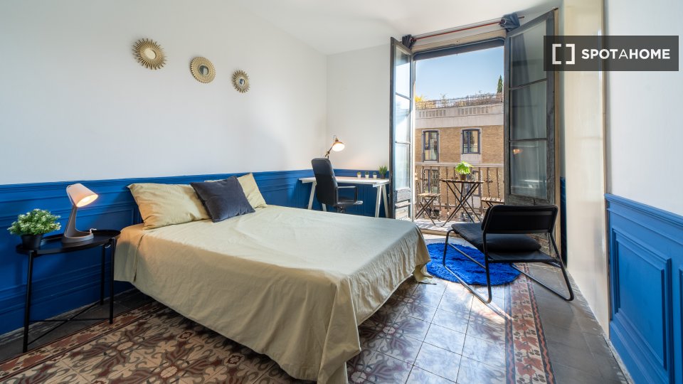 Double room Barcelona, 7 beds, 160m² — photo 2
