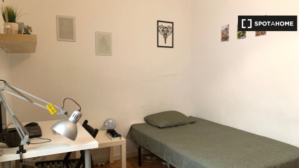 Double room Madrid, 8 beds — photo 2