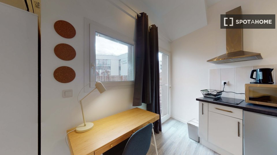 Double room Paris, 7 beds — photo 2
