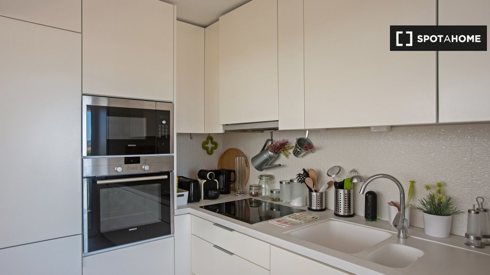 Apartment Lisbon, 1 bed — photo 13