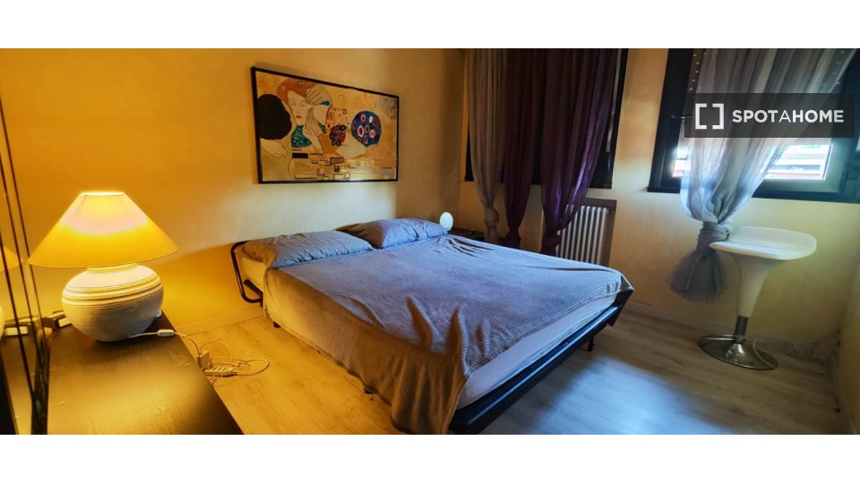 Double room Bologna, 2 beds, 60m² — photo 6